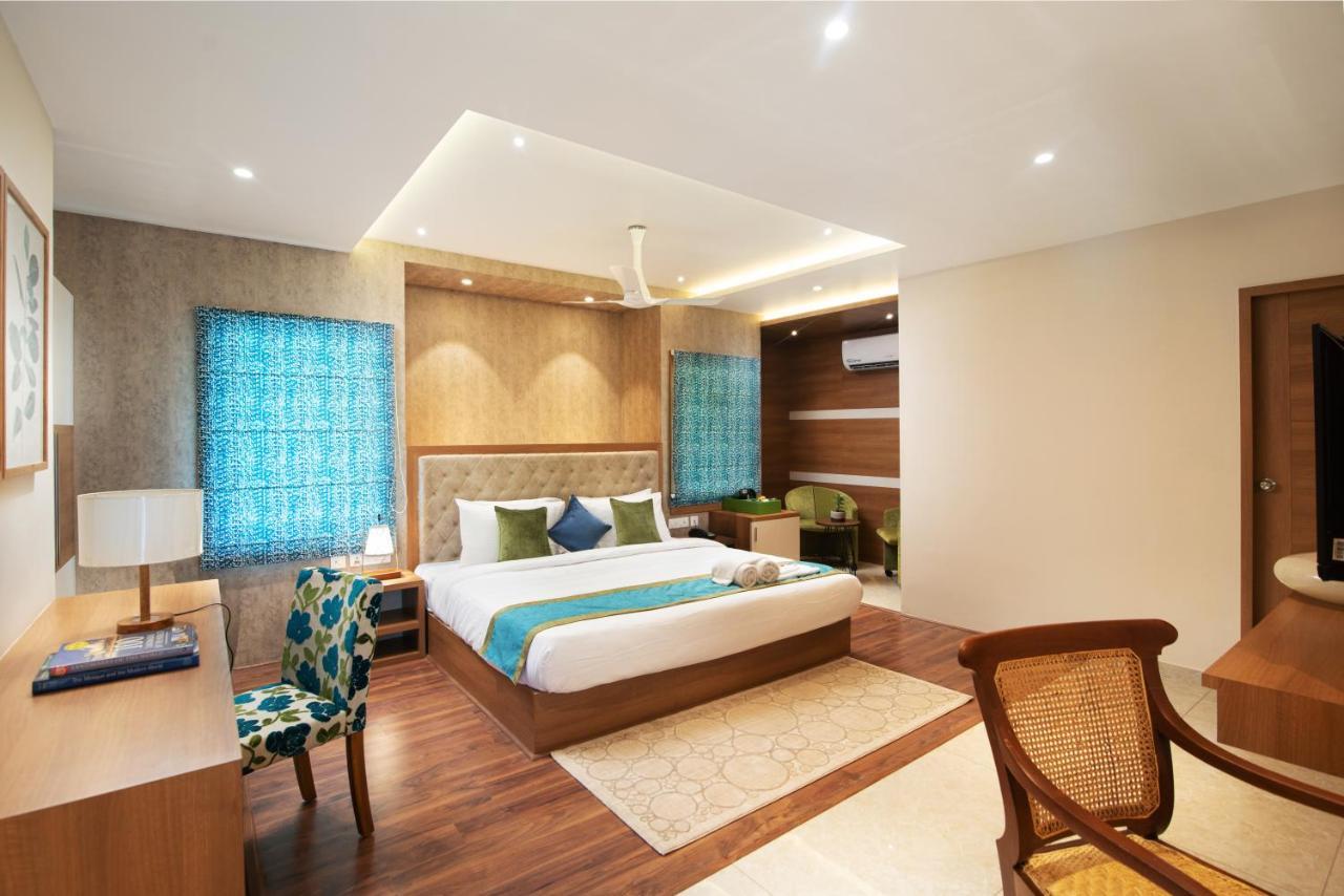 Time Square Boutique Hotel & Spa Alappuzha Exterior photo