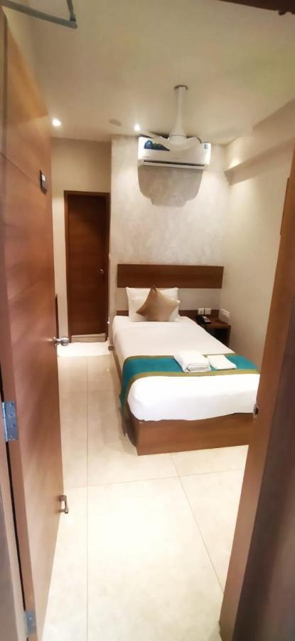 Time Square Boutique Hotel & Spa Alappuzha Exterior photo